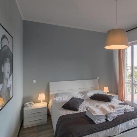 Blu Mare Apartments Пьетра-Лигуре Экстерьер фото